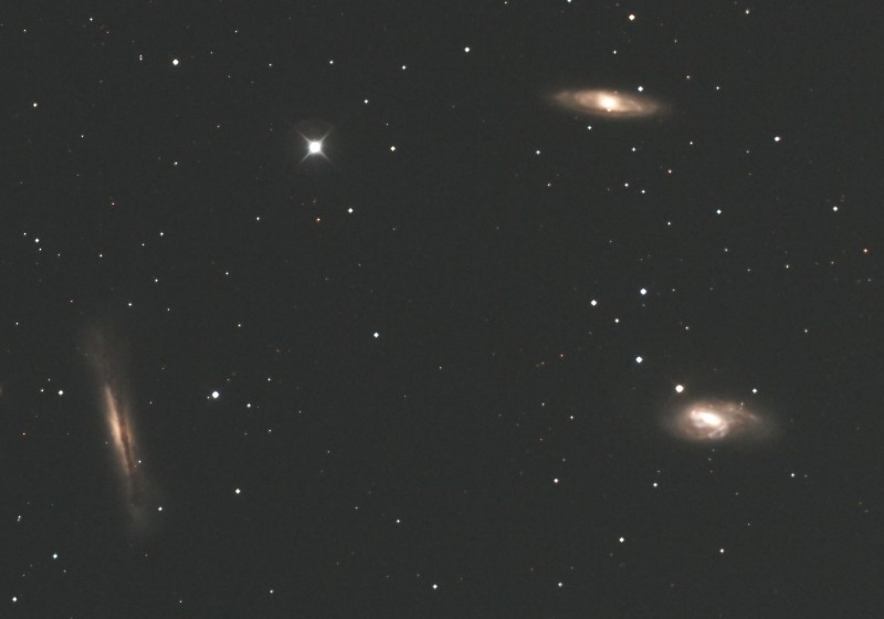 Canon EOS KissX2によM65,M66,NGC3628